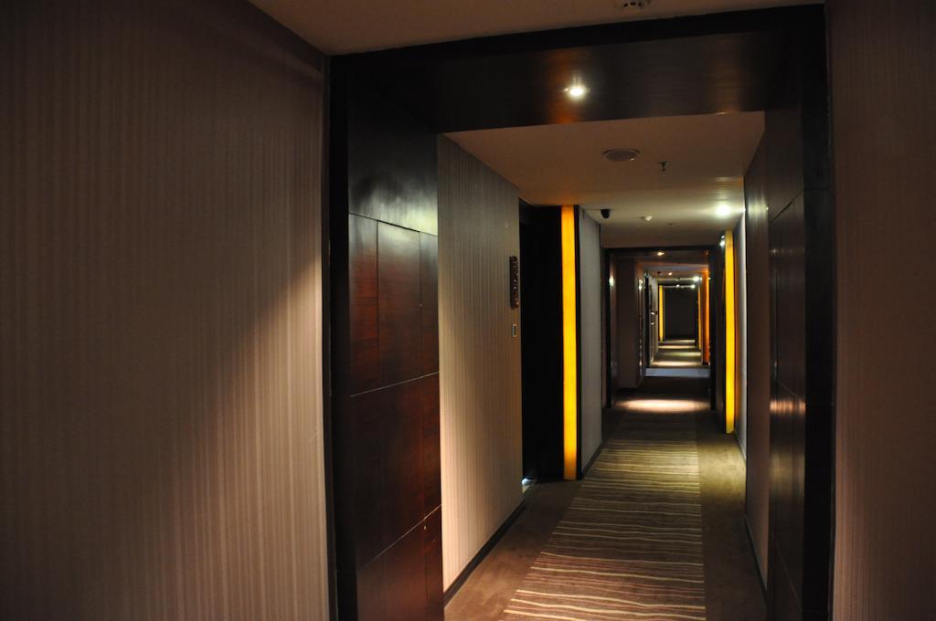 Chengdu Essen International Hotel Exteriör bild